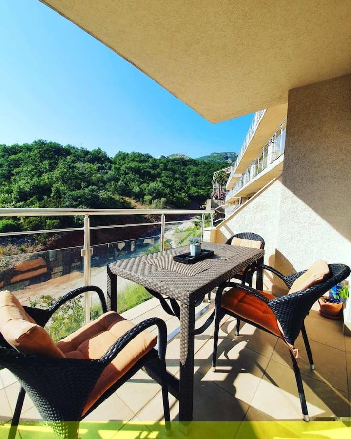Beauty Apartment In Blue Star Complex Przno Montenegro Eksteriør billede